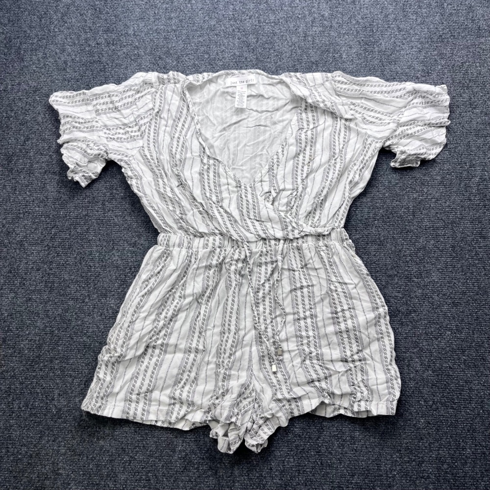 Just The‎ Girl Boho Festival Summer Striped Floral Surplice Romper